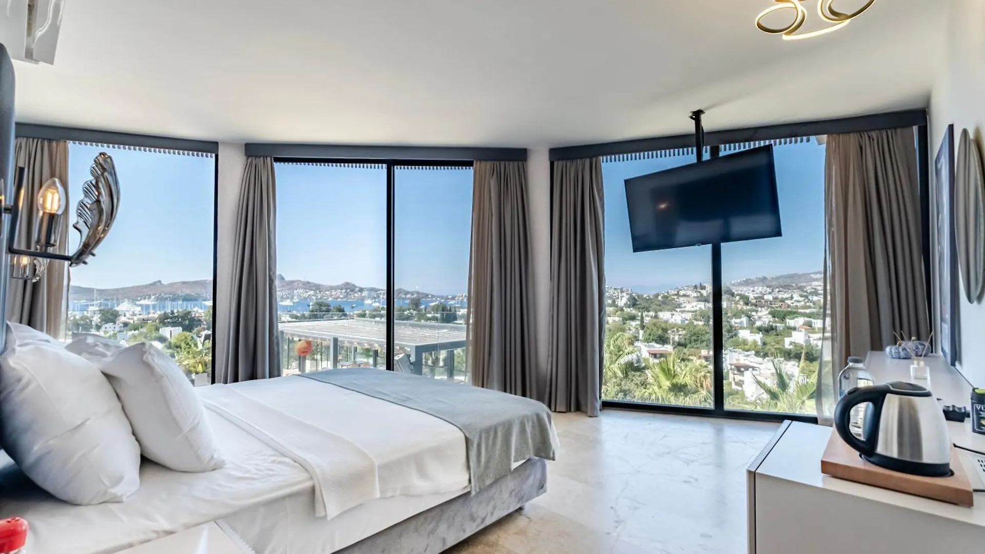 Hotel Bombien Luxury Bodrum 4*,